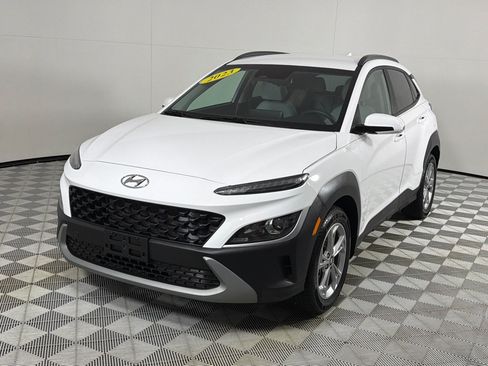 Used 2023 Hyundai Kona SEL w/ Cargo Package AWD/4WD image 10