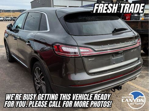 Used 2019 Lincoln Nautilus Reserve image 3