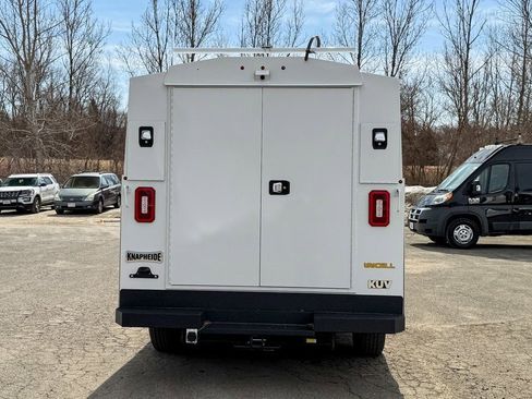 New 2025 Ford E-350 and Econoline 350 Super Duty w/ Power Equipment Group RWD image 4