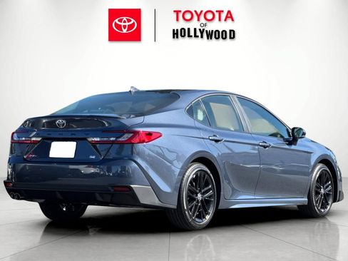 New 2026 Toyota Camry SE FWD image 4