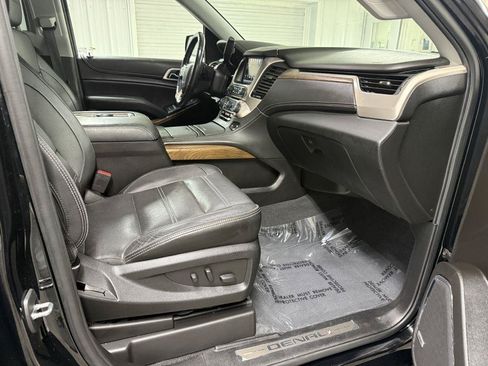 Used 2020 GMC Yukon XL Denali w/ Open Road Package AWD/4WD image 47