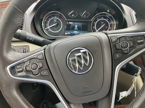 Used 2015 Buick Regal FWD image 19