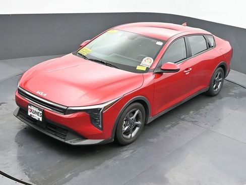 Used 2025 Kia K4 FWD image 15