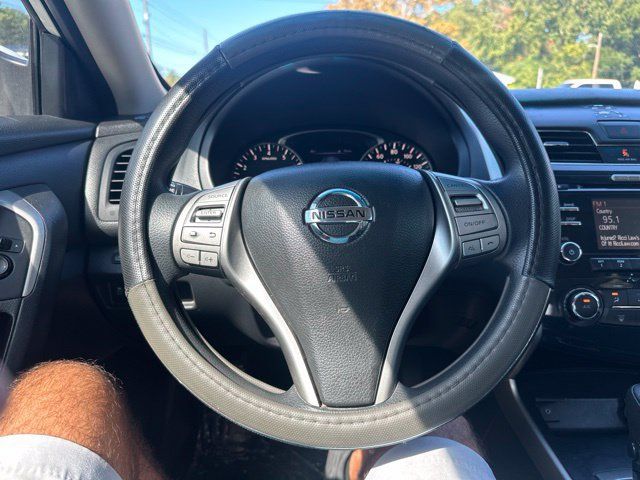 Used 2015 Nissan Altima 2.5 S w/ Sport Value Package FWD image 19
