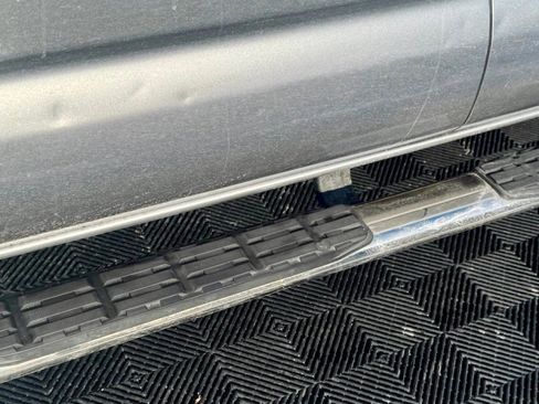 Used 2019 Toyota Tacoma SR5 image 40