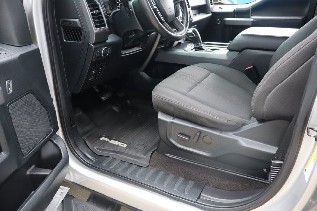 Used 2019 Ford F150 XLT w/ Equipment Group 302A Luxury AWD/4WD image 17