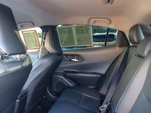 Certified 2025 Toyota Prius XLE image 19