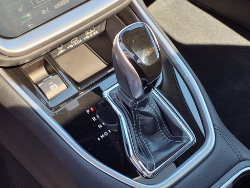 New 2025 Subaru Outback Limited w/ Popular Package #2 image 18