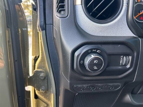 New 2026 Jeep Gladiator Sport AWD/4WD image 34