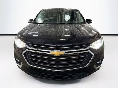 Used 2021 Chevrolet Traverse LT image 4