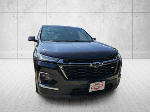 Used 2024 Chevrolet Traverse RS AWD/4WD image 4