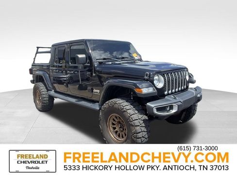 Used 2023 Jeep Gladiator Overland AWD/4WD image 1