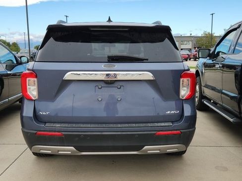 Used 2021 Ford Explorer XLT w/ Equipment Group 202A AWD/4WD image 2