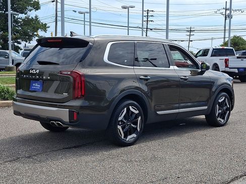 Used 2025 Kia Telluride S AWD/4WD image 11