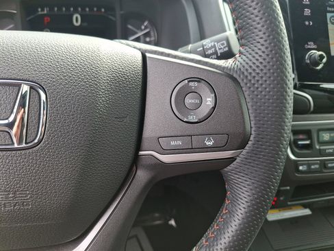 Certified 2023 Honda Passport TrailSport image 23