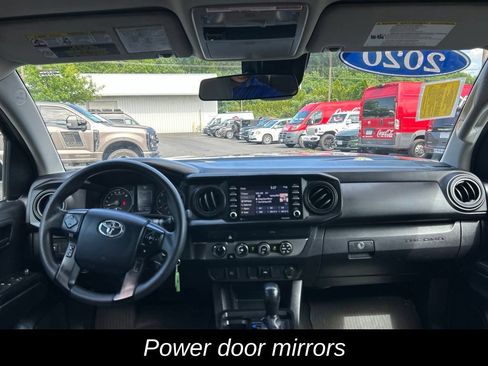 Used 2020 Toyota Tacoma SR AWD/4WD image 12