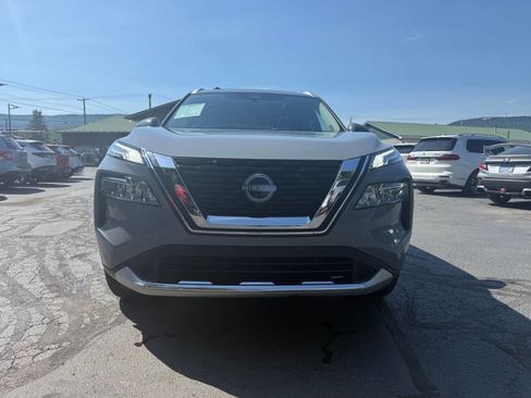 Used 2023 Nissan Rogue Platinum w/ Platinum Premium Package AWD/4WD image 3