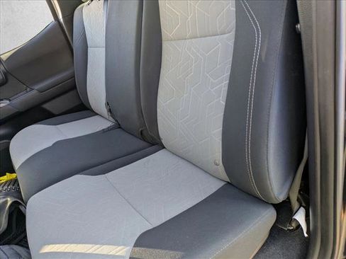 Used 2021 Toyota Tacoma TRD Off-Road w/ Technology Package image 17