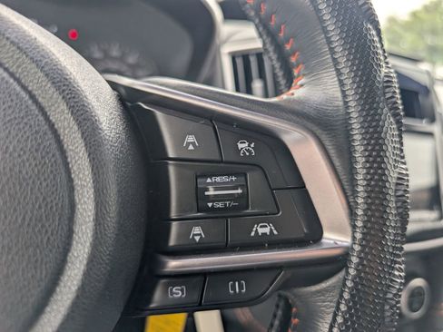 Used 2020 Subaru Crosstrek 2.0i Premium image 13