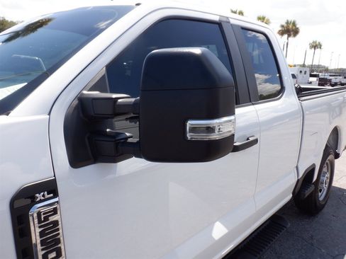Used 2024 Ford F250 XL w/ XL Chrome Package RWD image 25