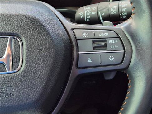 Used 2025 Honda CR-V Sport image 13
