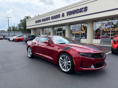 Used 2024 Chevrolet Camaro LT w/ Design Package 2