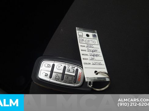 Used 2023 Chrysler Voyager LX FWD image 19