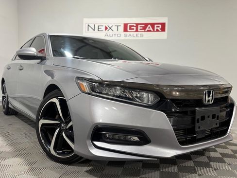Used 2020 Honda Accord Sport image 4