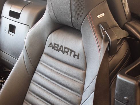 Used 2020 FIAT 124 Spider Abarth w/ Convenience Group RWD image 60
