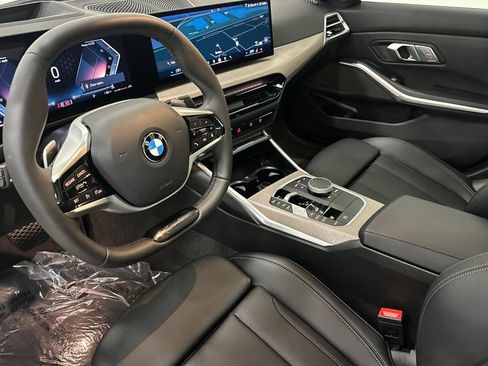 Used 2025 BMW 330i xDrive Sedan w/ Premium Package AWD/4WD image 10