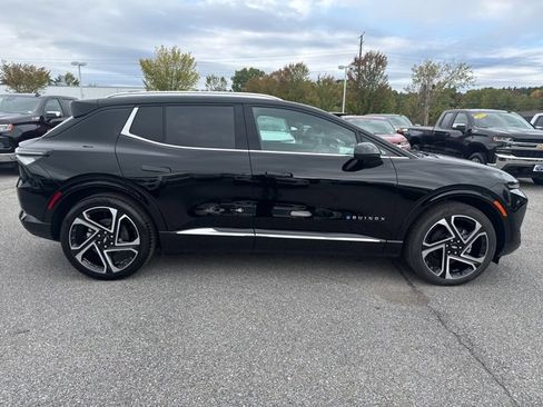 New 2025 Chevrolet Equinox EV LT w/ Convenience Package II image 7