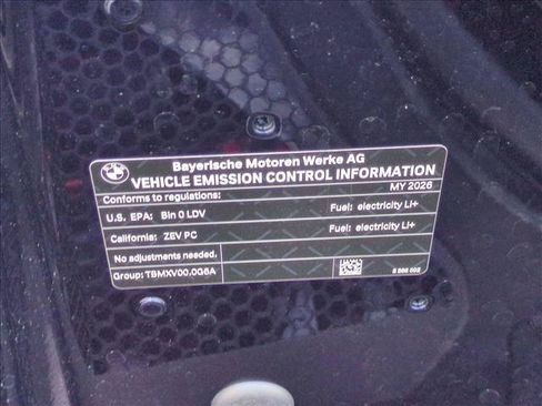 Certified 2026 BMW i5 eDrive40 RWD image 27