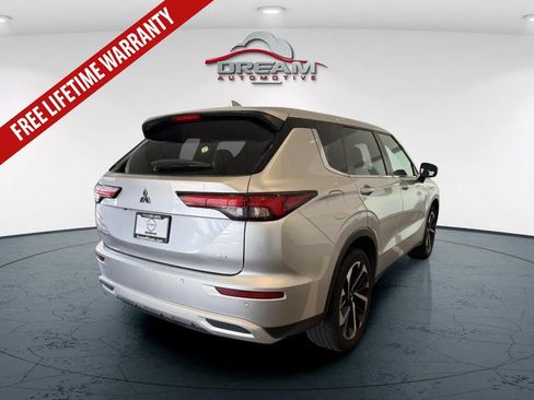 Used 2024 Mitsubishi Outlander FWD image 22