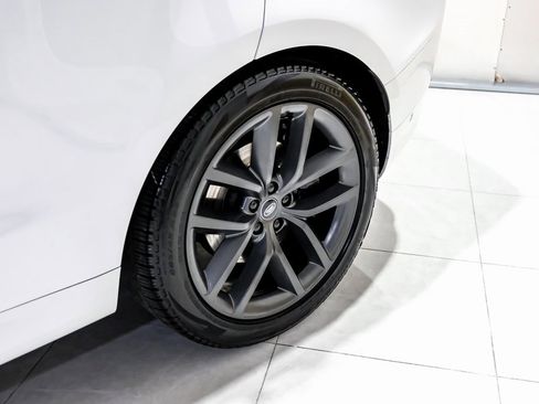 Used 2023 Land Rover Range Rover Sport SE Dynamic image 53