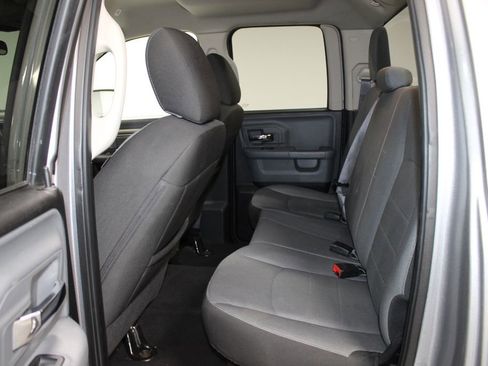 Used 2024 RAM 1500 Classic SLT AWD/4WD image 18