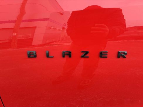 Certified 2023 Chevrolet Blazer RS w/ Driver Confidence II Package image 31