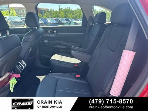 Certified 2022 Kia Sorento EX FWD image 25