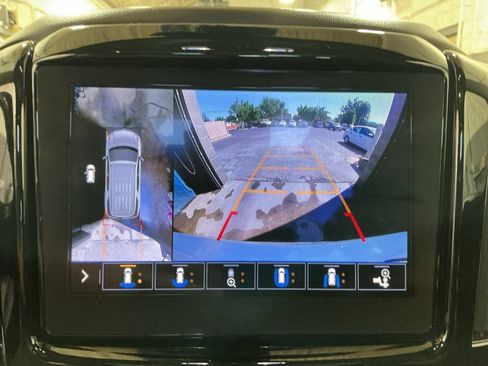 Used 2020 Chevrolet Traverse High Country AWD/4WD image 15
