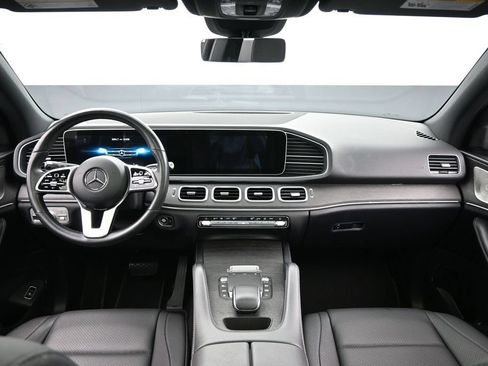 Used 2021 Mercedes-Benz GLE 350 4MATIC w/ AMG Line Exterior image 17
