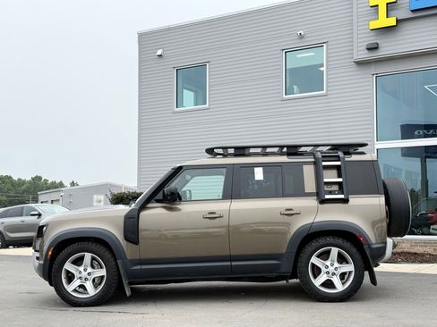 Used 2020 Land Rover Defender 110 SE AWD/4WD image 12