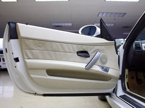 Used 2003 BMW Z4 3.0i RWD image 38