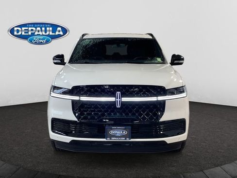 Used 2025 Lincoln Navigator Reserve w/ Jet Appearance Package image 10