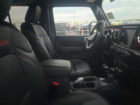 Used 2022 Jeep Wrangler Unlimited Rubicon w/ Steel Bumper Group image 12