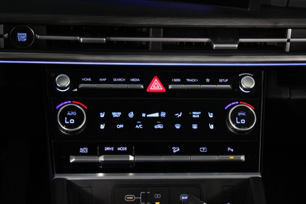 Certified 2026 Hyundai Santa Fe Limited FWD image 23