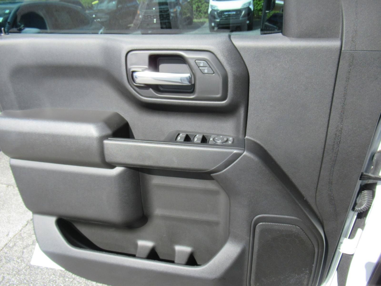 Used 2024 Chevrolet Silverado 1500 Custom AWD/4WD image 23