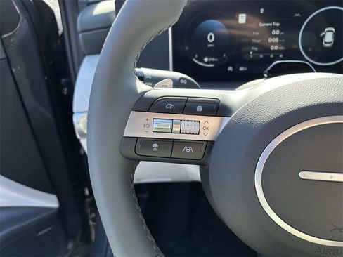 New 2026 Hyundai Tucson Limited image 29