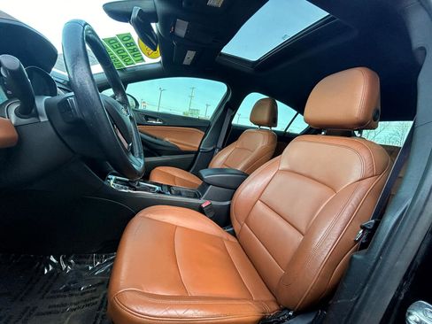 Used 2017 Chevrolet Cruze Premier image 15