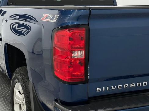 Used 2017 Chevrolet Silverado 1500 LT w/ All Star Edition image 32