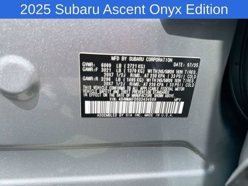 Used 2025 Subaru Ascent Onyx Edition w/ Onyx Package AWD/4WD image 31