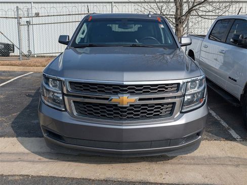 Used 2018 Chevrolet Tahoe LS image 2